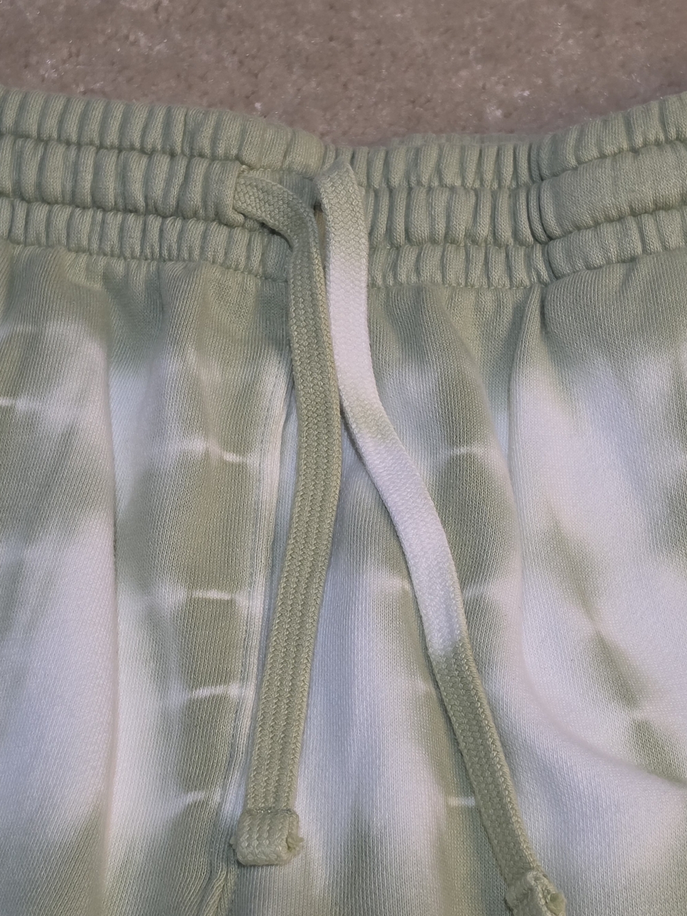 Vans Peace of Mind Tie Dye Fleece Shorts Men's Small NWT Green White Drawstring - Picture 8 of 14